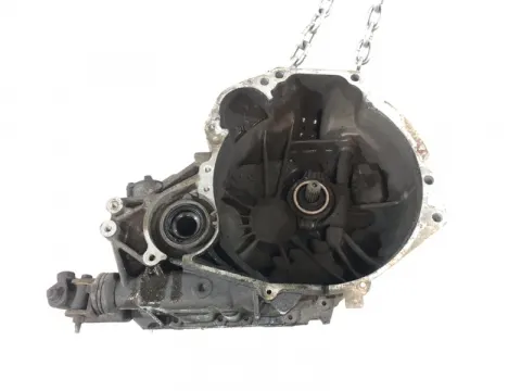 КПП механическая (МКПП) Nissan Almera Tino 2005 1.8 i, QG18DE